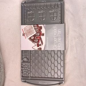 Crate and barrel Wilton gingerbread house pan